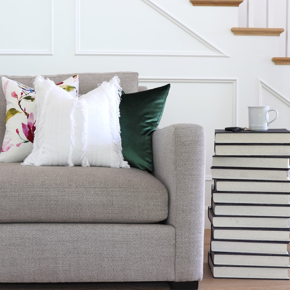 X S O L D X  Accent Pillow Velvet Green NWOT